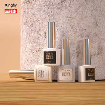 Хорошая цена Бутылка с лаком для ногтей 7 мл отличается квадратным стеклянным дизайном онлайн